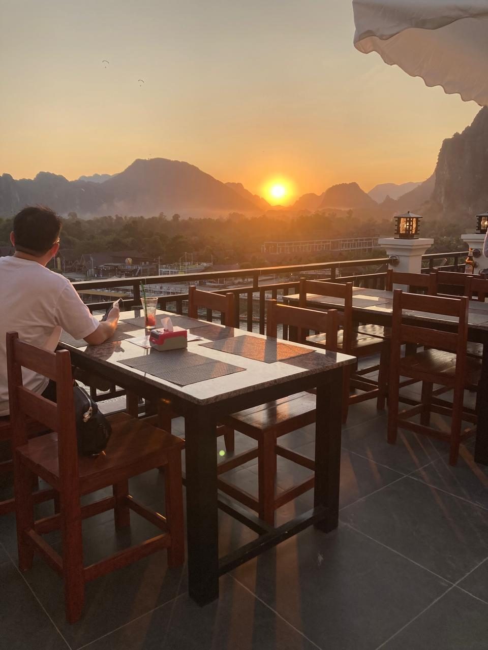 Lá Me Restaurant, Vang Vieng